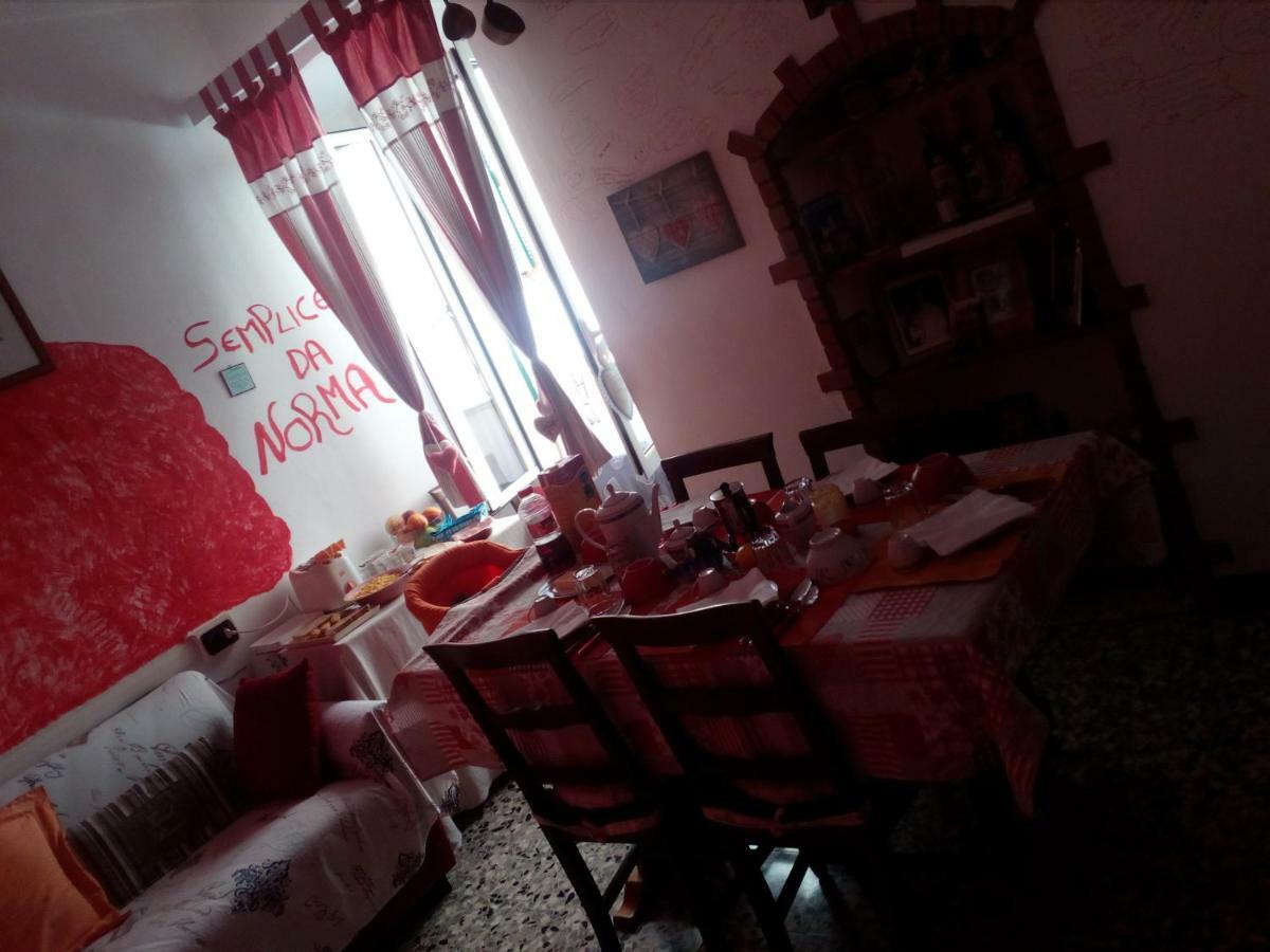 B&B Le Calegare Діано-Кастелло Екстер'єр фото